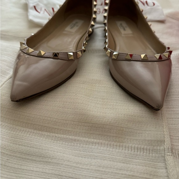 Valentino Rockstud nude patent flats - Picture 6 of 14